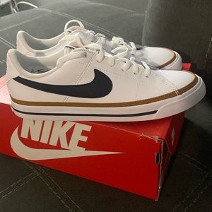 Brand new Nike court shoes